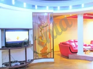 3-комн. квартира на ул.  Туманяна в центре, 70 кв.м., высокие потолки, каменное здание