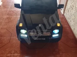 Լիովին նոր MERCEDES G63 2 նստարան