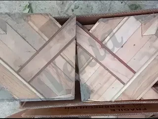 Մանրահատակ փայտե