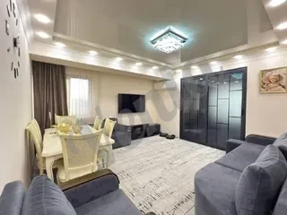 4-комн. квартира на ул.  Ширванзаде в Арабкире, 80 кв.м., каменное здание