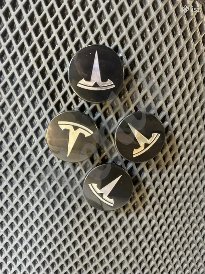 Tesla Model 3 ի անվադողի կալպակ