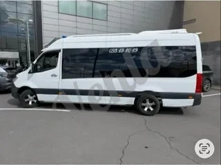 Mercedes Sprinter վարձույթ