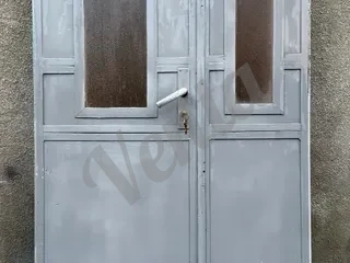 Դուռ եվրո դուռ փոքր