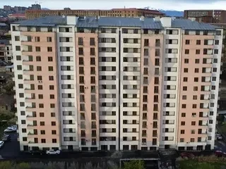 4-комн. квартира на ул.  Мкртича Саргсяна в Канакер-Зейтуне, 77 кв.м., 6/9 этаж