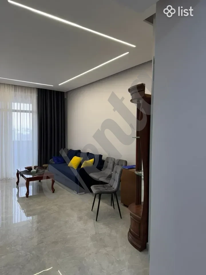 2-комн. квартира в новостройке на ул.  Анастаса Микояна в Давташене, 52 кв.м., высокие потолки