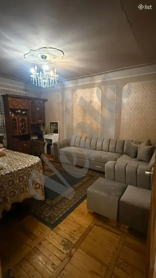2-комн. квартира на ул.  Адмирала Исакова в Арташате, 63 кв.м., 3/5 этаж