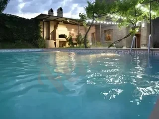 Двухэтажный каменный дом в Ахцке, 1,200 кв.м., на участке 1200 кв.м., 2 ванные