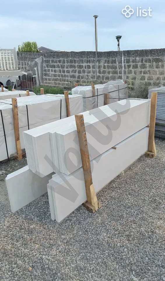 Travertine stone