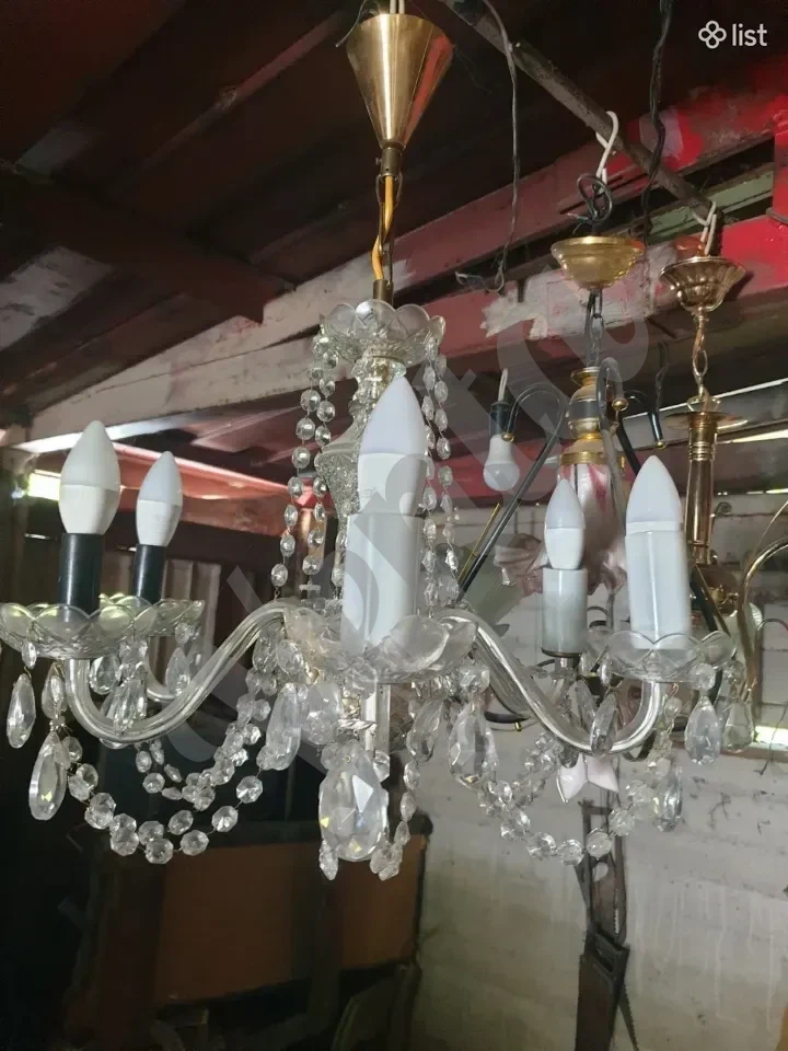 Չեխական վեց տեղանոց ջահ